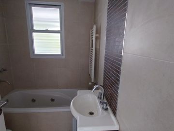 VENTA DEPARTAMENTO 2 AMB A ESTRENAR BALCON FLORES