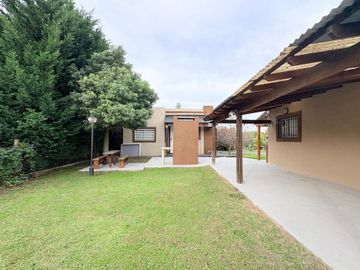 Casa 3 Amb en Las Lomas De Miramar!
