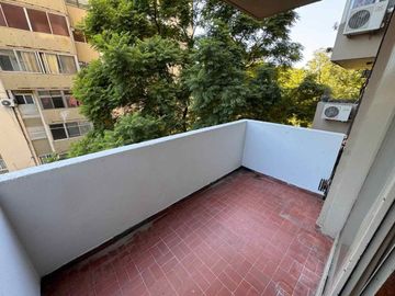 VENTA DEPARTAMENTO 3 AMBIENTES FLORES BALCON