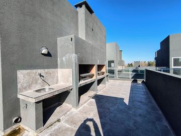 DEPARTAMENTO MONOAMBIENTE  SAN JUSTO COCHERA