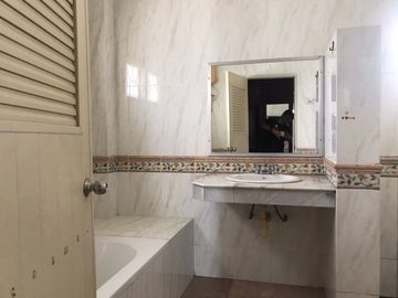 Dream Home in San Sai Noi: 3 Bed 3 Bath - ฿4.8 M!