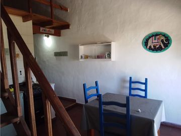 VENTA EN BLOCK 4 DEPARTAMENTOS MAS CHALET