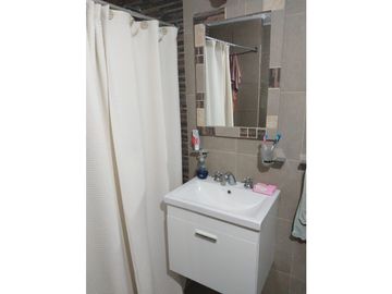 VENTA EN BLOCK 4 DEPARTAMENTOS MAS CHALET