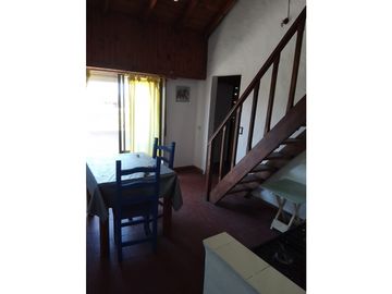 VENTA EN BLOCK 4 DEPARTAMENTOS MAS CHALET