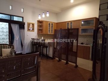 Rumah eksklusif bebas banjir di Banyumanik