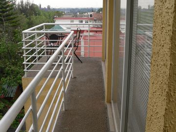 Casa en Ciudad Satélite para Remodelar y con  Departamentos independientes y/o integrados