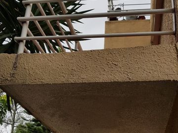 Casa en Ciudad Satélite para Remodelar y con  Departamentos independientes y/o integrados
