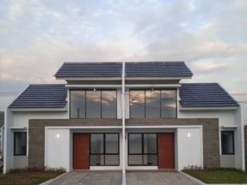 Rumah subsidi rasa cluster, ready stok, siap huni di Cikarang Bekasi.