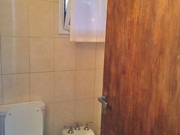 HERMOSA CASA EN VENTA EN COUNTRY LUJAN DEL SOL