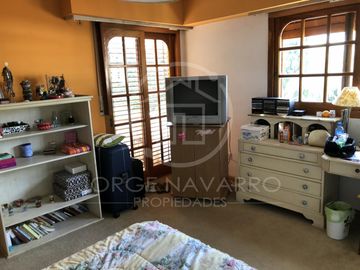 Importante Chalet Sobre Calle Congreso - Malaver - General San Martin