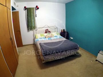 Importante Chalet Sobre Calle Congreso - Malaver - General San Martin