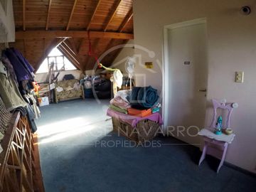Importante Chalet Sobre Calle Congreso - Malaver - General San Martin
