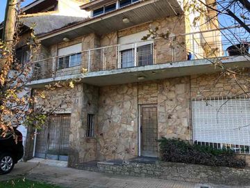 Chalet en venta en Wilde