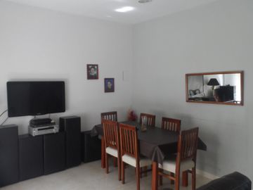 VENTA - P.H. EN PLANTA BAJA AL FRENTE - EL PALOMAR