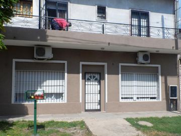 VENTA - P.H. EN PLANTA BAJA AL FRENTE - EL PALOMAR