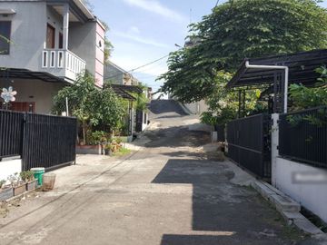 Rumah minimalis masuk kodya di jatihandap dekat arcamanik