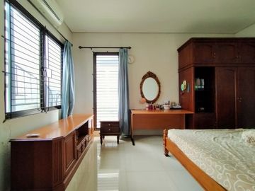 Town House di Cilandak dg Taman & Kondisi Furnished HSE-A0477