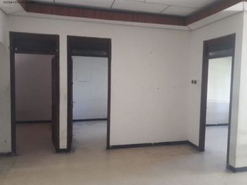 Rumah Medayu Rungkut Hadap Selatan