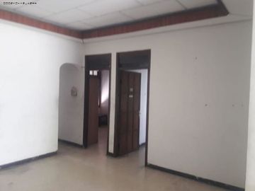 Rumah Medayu Rungkut Hadap Selatan