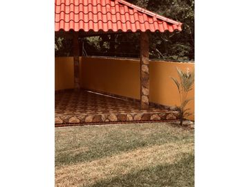 Venta: Casa de 2 recámaras en residencial de Santa Clara, Coclé