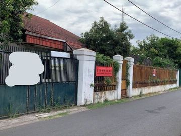Dijual / disewakan tanah ada rumah siap huni di Jenggolo Sidoarjo