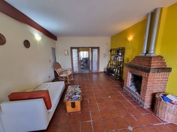 Chalet en venta en Villa Club