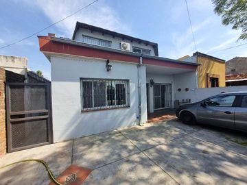 Chalet en venta en Villa Club