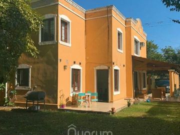 Casa de 3 dormitorios en VENTA en Zona Residencial y Comercial de Yerba Buena