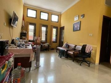 Rumah Central Park Gunung Anyar Minimalis Siap Huni