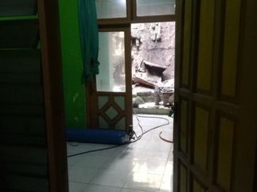 Rumah kontrakan 2 lantai ada 23 pintu di Cakung Jakarta Timur