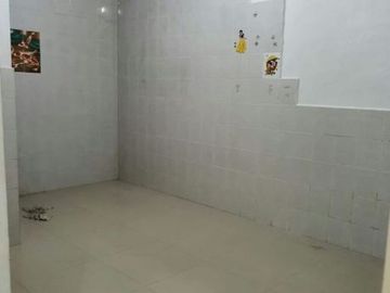 Rumah 2 Lantai Lebak Listrik 2200w, hadap barat