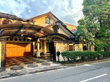 Dijual Rumah Luas Dengan Kolam Renang Di Duren Sawit Jaktim 9417