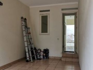 Rumah Cantik dan Bagus Siap Huni di Gading Serponng