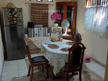 DI JUAL RUMAH ASRI SIAP HUNI DI PAMULANG