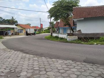 Tanah Strategis di Purwomartani, Hanya 2 Kavling Saja