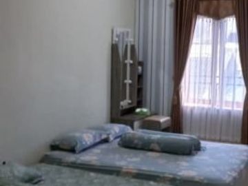RUMAH SIAP HUNI 2 LANTAI DEKAT PEMDA SLEMAN