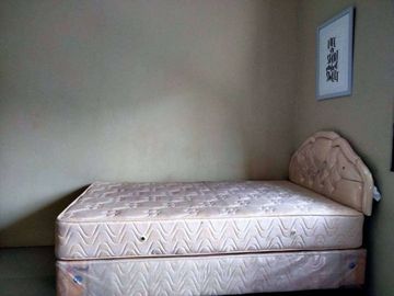 Dijual Cepat Kost Exclusive 22kt, Luas 1222m2 dkt UGM Full Furnish