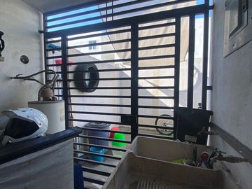 RZ VENTA DE CASA EN CUMBRES CON EXCEDENTE Y ALBERCA