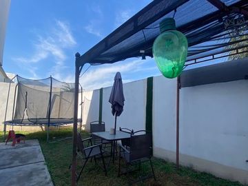 RZ VENTA DE CASA EN CUMBRES CON EXCEDENTE Y ALBERCA