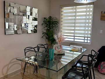 RZ VENTA DE CASA EN CUMBRES CON EXCEDENTE Y ALBERCA