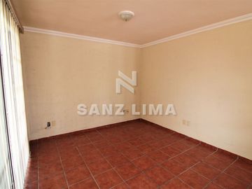 QUINTAS SANTA MARÍA: Bella propiedad, cómoda, iluminada y amplías áreas verdes.