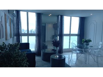 Apartamento en venta en Avenida Balboa vista al mar P.H. The Sands