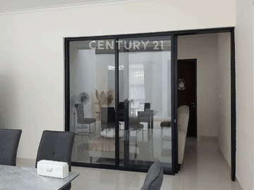 Rumah Luxury Di Taman Kopo Indah V Cluster Sherwood