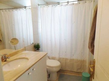 Departamento en Venta en Av. Las Condes / La Cabaña