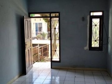 Rumah Nyaman di Sariwangi Dekat Geger Kalong & Sarijadi