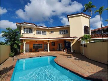 CASA EN HATO PINTADO 4REC 6B CBE 1000M2 VENCINDARIO CENTRICO