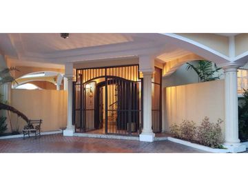 CASA EN HATO PINTADO 4REC 6B CBE 1000M2 VENCINDARIO CENTRICO