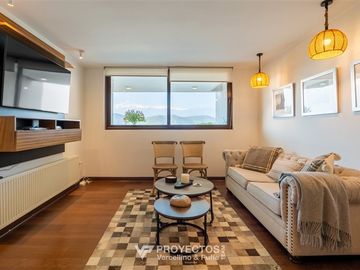 Exquisito DUPLEX en venta de 3 dorm+ serv en Los Trapenses