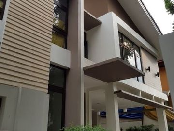 Katipunan Ayala Heights 5 BR Modern House with Overlooking Views Quezon City