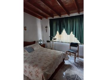 Cómodo Apartamento en Calasanz parte baja